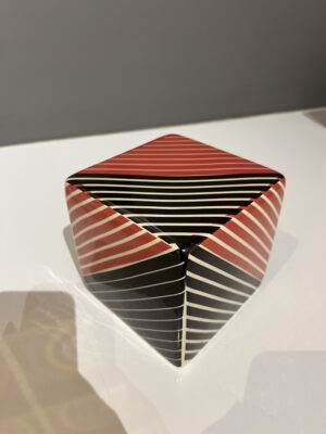 Ceramic Cube Large – Newspaper